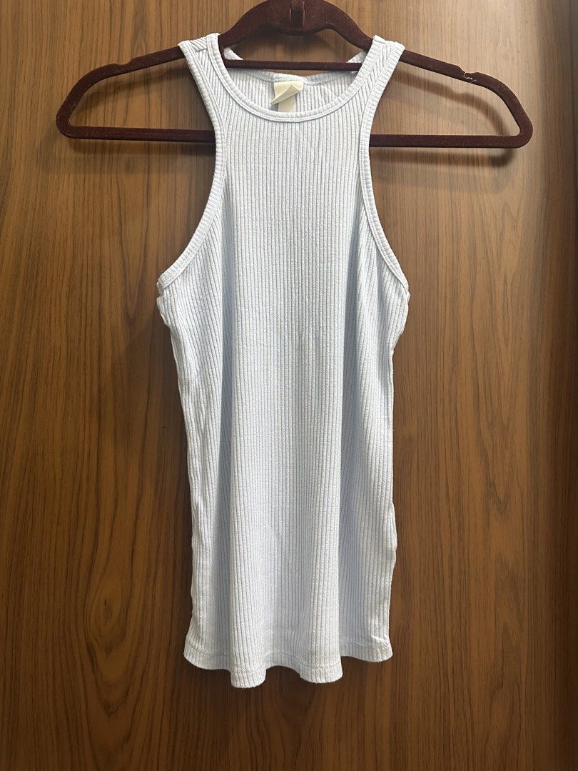 H&M light blue Sleeveless Top (Category: Sleeveless) located in Makati City. Submitted by xo.thrifty (Listing ID 1467246955, Image 1). Description: .