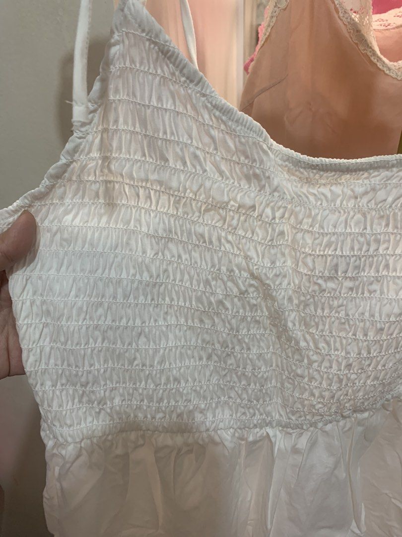 H&M white smocked maxi dress (Category: Dresses) located in Bocaue. Submitted by gaille29 (Listing ID 1467237803, Image 3). Description: .