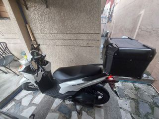 (Category: ) located in . Submitted by marc4321 (Listing ID 1467266971, Image 1). Description: .