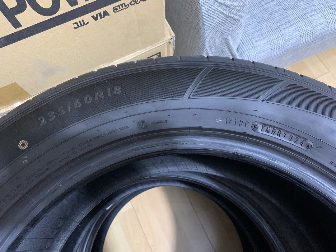 Honda CRV RS tire (Category: Mags and Tires) located in Manila. Submitted by naldu08 (Listing ID 1467331561, Image 2). Description: Bagong bago pa.. isang beses lang nagamit.