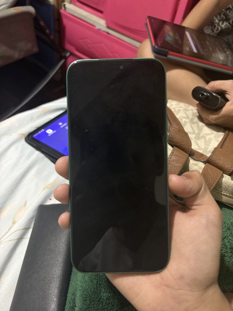 Honor X8B (Category: Android Others) located in Manila. Submitted by jay_cee241623 (Listing ID 1467224817, Image 1). Description: FOR SALE HONOR X8B 8/512GB No history of repair no issue smooth Pwede kahit anong picture ilagay up to 100+ Photos and videos Unli reset Specs •️8 Gram turbo RAM •️512GB ROM •4500mAh battery •️35watts fast charging •️108mp main camera (sobrang linaw) •️50mp front dual cam (sobrang linaw) •snapdragon 680 gaming (6nm) •️