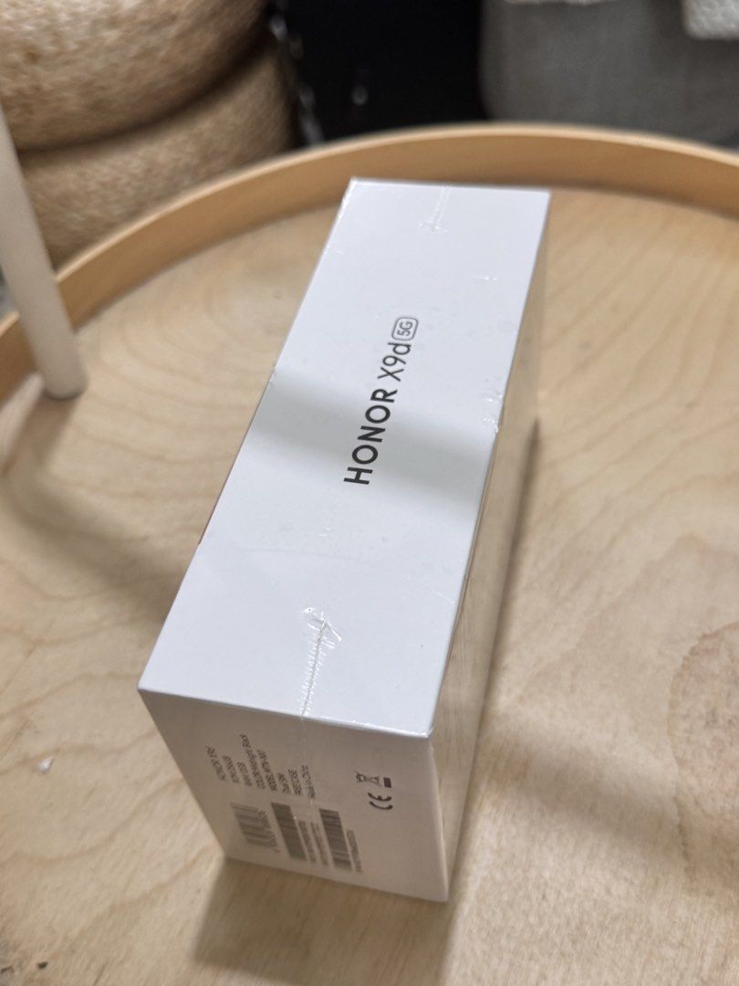 Honor x9d sealed bnew (Category: Huawei) located in Mandaluyong City. Submitted by simpleperfection (Listing ID 1467178438, Image 2). Description: Sealed bnew x9d rfs: iphone user, was given to me lang.