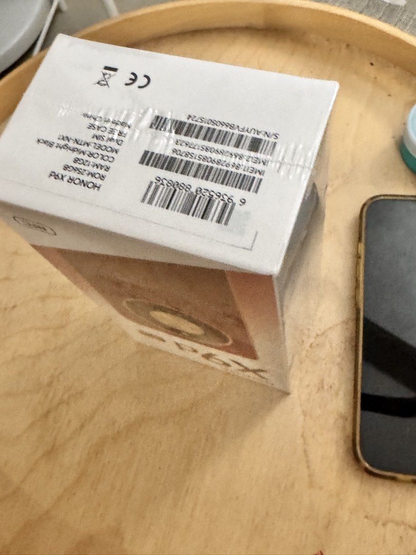 Honor x9d sealed bnew (Category: Huawei) located in Mandaluyong City. Submitted by simpleperfection (Listing ID 1467178438, Image 3). Description: Sealed bnew x9d rfs: iphone user, was given to me lang.