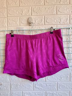 (Category: ) located in . Submitted by k_and_k_pinkcloset (Listing ID 1467205681, Image 1). Description: .