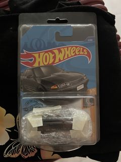 Hot Wheels Nissan Skyline R34 Gran Turismo, Toys & Collectibles ...