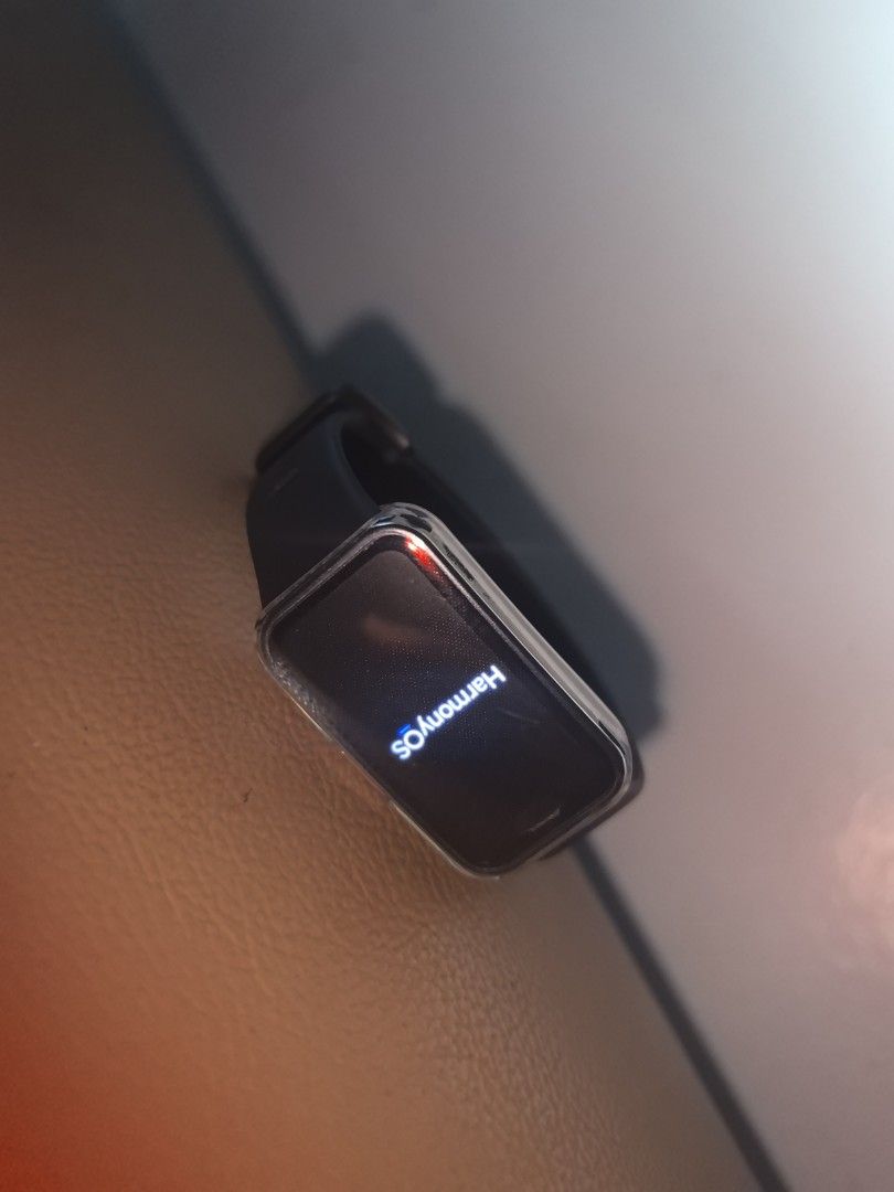 HUAWEI Band 10 (Category: Luxury Watches) located in Bulacan. Submitted by cactusgirl.rn (Listing ID 1467279026, Image 1). Description: .
