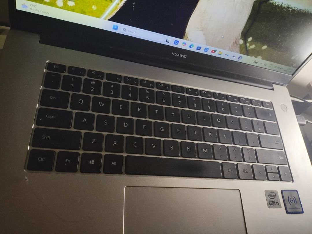 Huawei Matebook D15 Core i5 Laptop (Category: Laptops & Notebooks) located in Batangas. Submitted by cleverstorm.6cda51 (Listing ID 1467196012, Image 2). Description: No issue, all working and complete inclusions no history of repair Good battery, fingerprint working Meeting place in Avida Residences, Batangas City If shipping buyer will shoulder shipping fee, payment before shipment Mode of payment: Bank transfer to avoid fake money.