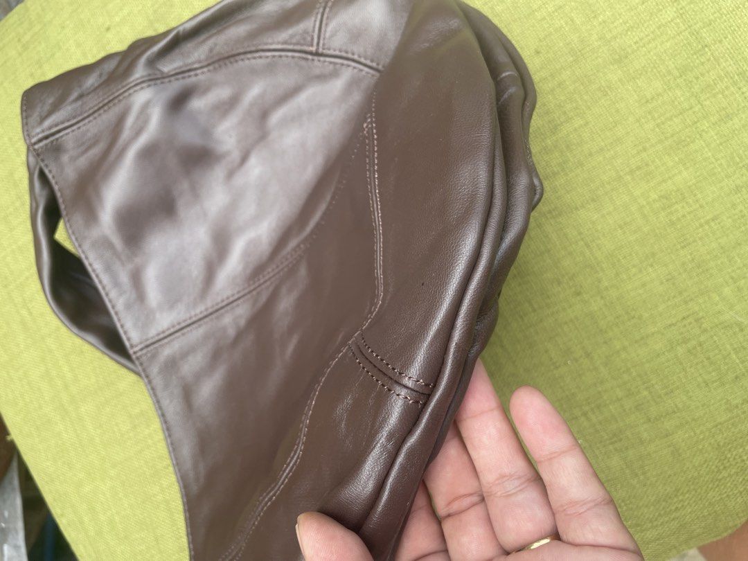 Hubo/ korean brand (Category: Shoulder Bags) located in Cagayan de Oro. Submitted by kawaii_67trifted (Listing ID 1467210718, Image 2). Description: .
