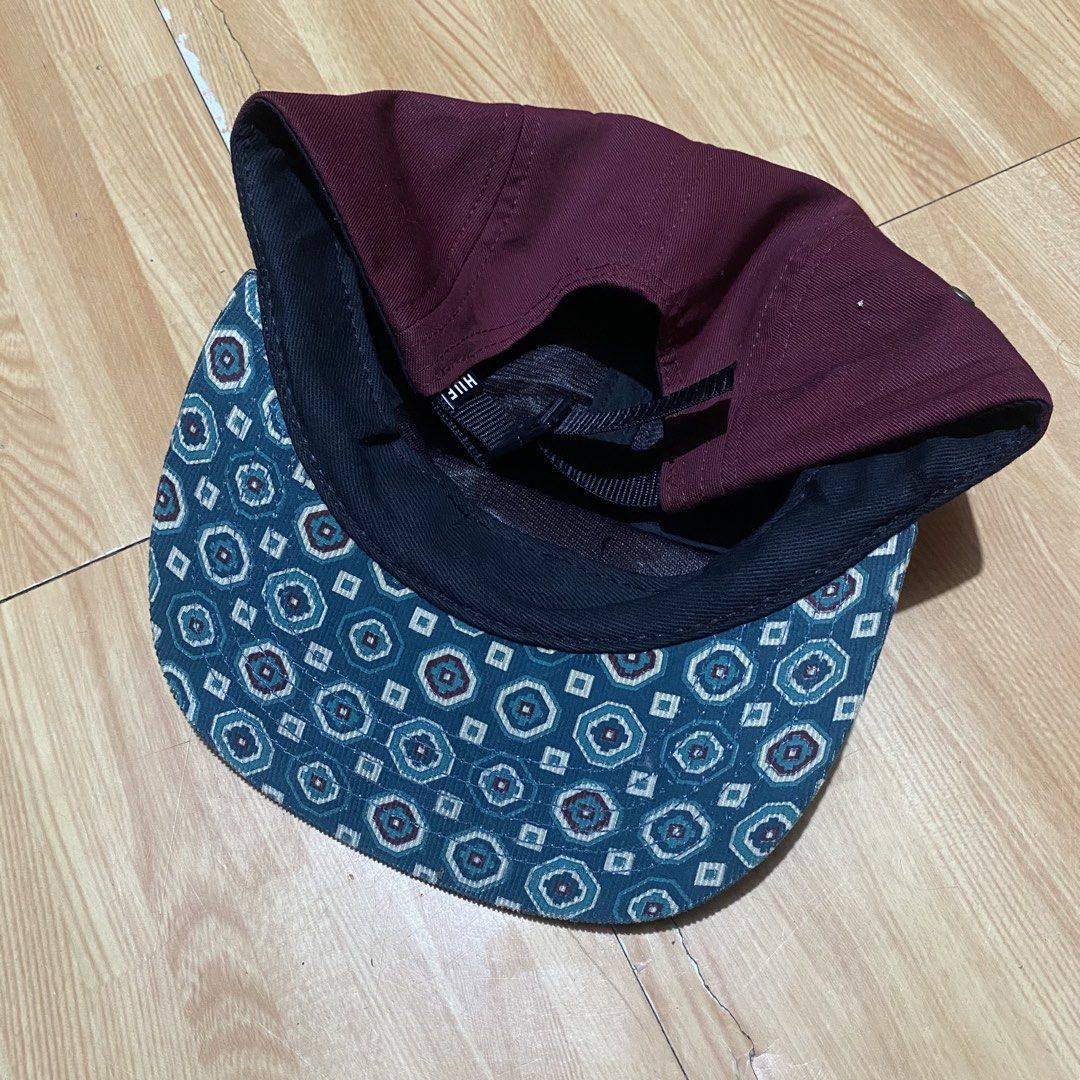 HUF Bristol Volley 5-Panel Cap (Category: Caps & Hats) located in Manila. Submitted by killthismane (Listing ID 1467313499, Image 3). Description: HUF Bristol Volley 5-Panel Cap As new Condition.