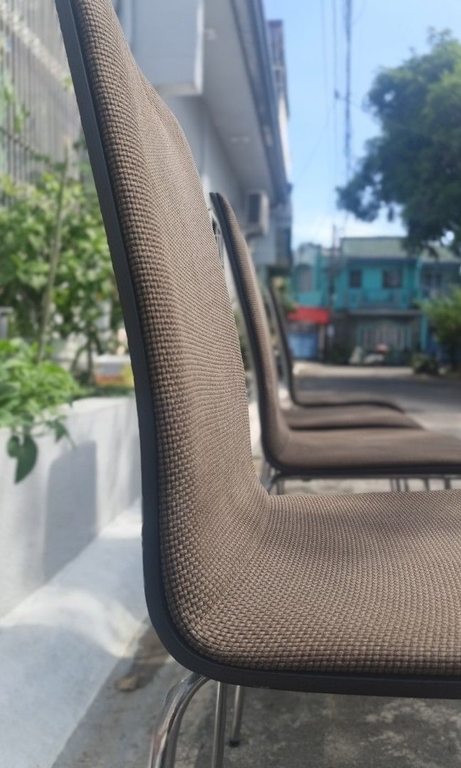 IKEA cornelis 4pcs dinning chair (Category: Chairs) located in Santa Rosa. Submitted by tonyhawk0592 (Listing ID 1467358956, Image 2). Description: .