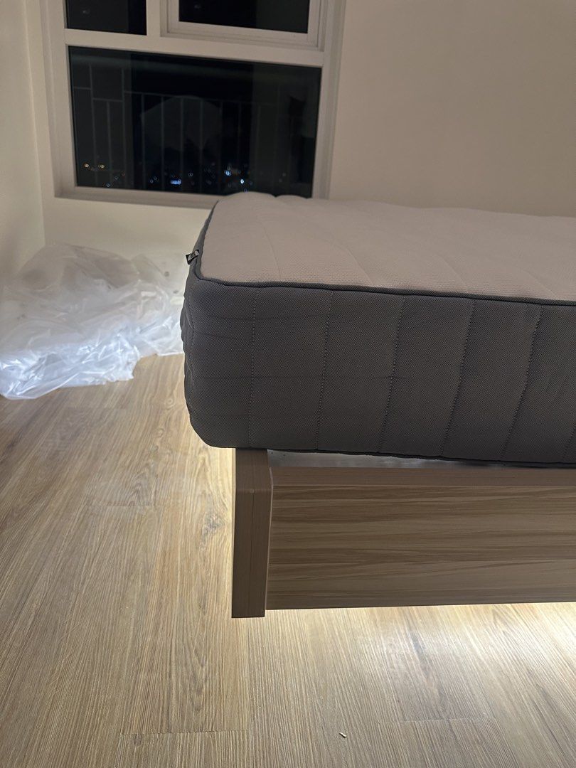 Mattress (Pocket Spring - Queen Size) (Category: Bed Frames & Mattresses) located in Marikina City. Submitted by theburgundyboutique (Listing ID 1467263111, Image 3). Description: FOR SALE: IKEA VALEVÅG Queen Mattress 🛏️ 📏 Size: Queen – 150 × 200 cm 🛌 Firmness: Firm ✨ Condition: Brand new, never used 💯 RFS: Unfortunately, my custom bed frame turned out to be smaller than the mattress. It can only fit PH local mattresses like Uratex/ Mandaue w