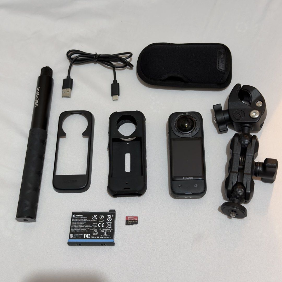 Insta360 X3 (Category: Cameras) located in San Fernando. Submitted by rys_evgnya (Listing ID 1467316251, Image 1). Description: Insta360 X3 | Super Clean Unit + Inclusions Inclusions: • Insta360 X3 camera • Insta360 selfie stick • Mounting clamp for motor / other setups • 64GB SanDisk Extreme Pro memory card • Lens protection • Screen tempered glass ✨ No dents inside the camera lens area ✨ May protection na ang lenses and screen ✨ Good condition 