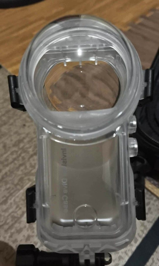 Insta360 X4 Air 8K 360 Camera Starter Bundle (Category: Cameras) located in Pasig City. Submitted by cai81 (Listing ID 1462103348, Image 2). Description: - Insta360 X4 8K 360 Camera - Starter Bundle - Includes protective case - Includes selfie stick - Includes invisible dive case - Everything you need to start shooting - Bullet stick - camera lens protector - RFS upgrading -USB CARD 64GB -2 batteries -slightly negotiable.
