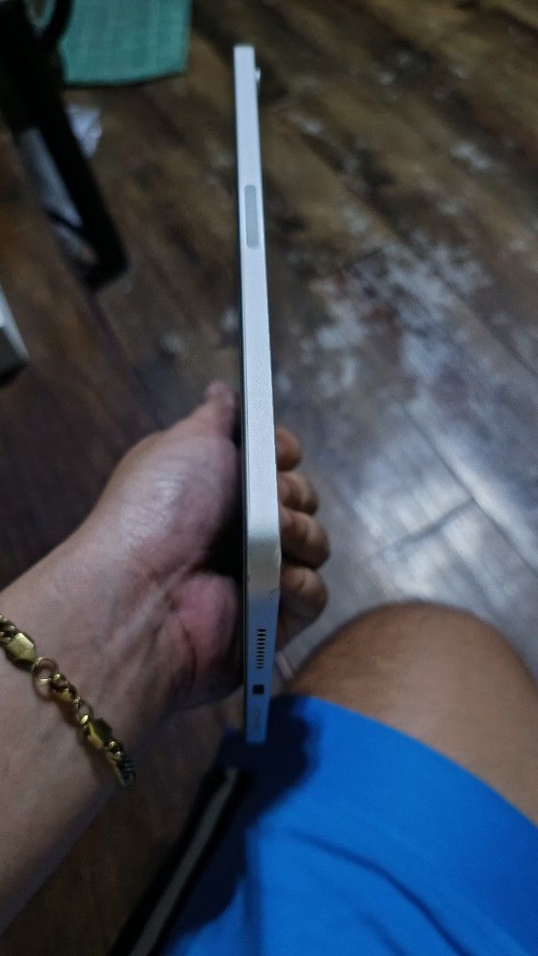 IPAD MINI ( A17 PRO ) (Category: iPad) located in San Pedro. Submitted by boo061994 (Listing ID 1467308732, Image 3). Description: IPAD MINI 7 ( A17 Pro) 128 GB 95 % Batt health 168 Cycle Count UNIT AND BOX ONLY ISSUE DENTS SA SIDES PRICE SLIGHLTY NEGOTIABLE RFS REMATA SANGLA.
