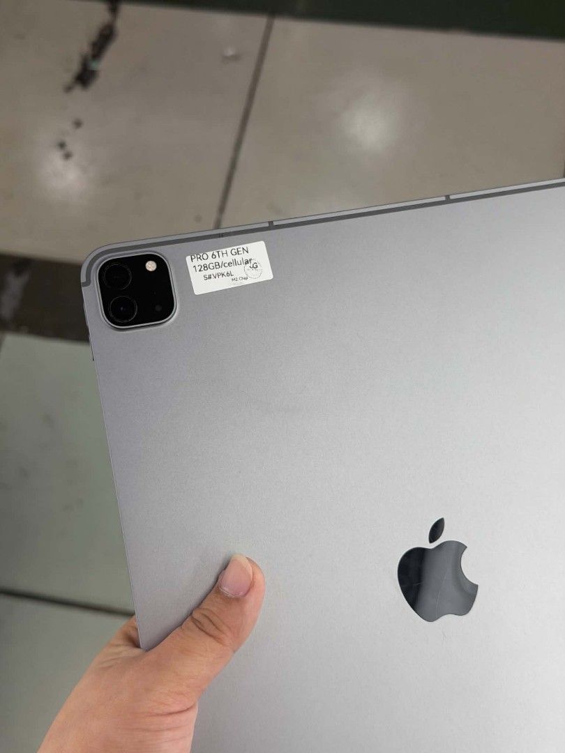 Ipad Pro M2 12.9 128gb cellular No issue minimal dents (Category: iPad) located in San Juan City. Submitted by keannagadgetph (Listing ID 1467205799, Image 3). Description: Available for today's post! Grab na! Quick info : Ipad Pro M2 12.9 128gb Good bh Factory unlock 95% Makinis Us approved Accepting swap / Trade in / installment / walk in For fast transaction 09777177470 look for alyanna Fb page : javeds gadget shop.