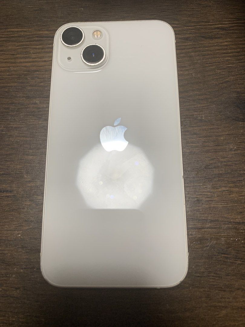 Iphone 13 （分類：iPhone 13 系列）位於 Hong Kong。 由 meme2020 提交（商品編號 1467307821，圖片 2）。簡介： 苹果13 123gb 换过电池其他全原装 电池100 有明显磕碰不影响使用 想加钱换台13 pro 或直接卖 雙實體卡 可议价 。