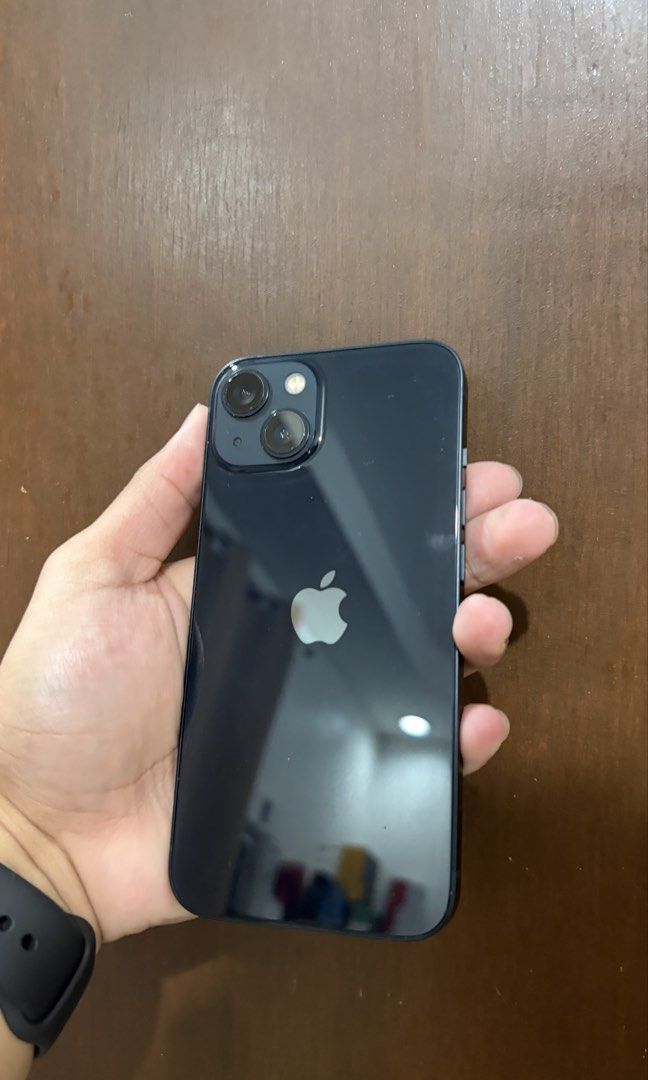 Iphone 13 256gb (Category: iPhone 13 Series) located in Paranaque City. Submitted by ezekielmanojo (Listing ID 1467194521, Image 3). Description: FIXED PRICE (auto ignore for other offers) -with box -free tempered & case -replacement chord only -what you see is what you get -unli test -71% batt health -meetups: alabang & sucat only -rfs: upgraded to iphone 17.