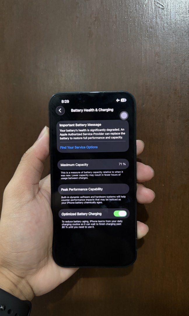 Iphone 13 256gb (Category: iPhone 13 Series) located in Paranaque City. Submitted by ezekielmanojo (Listing ID 1467194521, Image 2). Description: FIXED PRICE (auto ignore for other offers) -with box -free tempered & case -replacement chord only -what you see is what you get -unli test -71% batt health -meetups: alabang & sucat only -rfs: upgraded to iphone 17.
