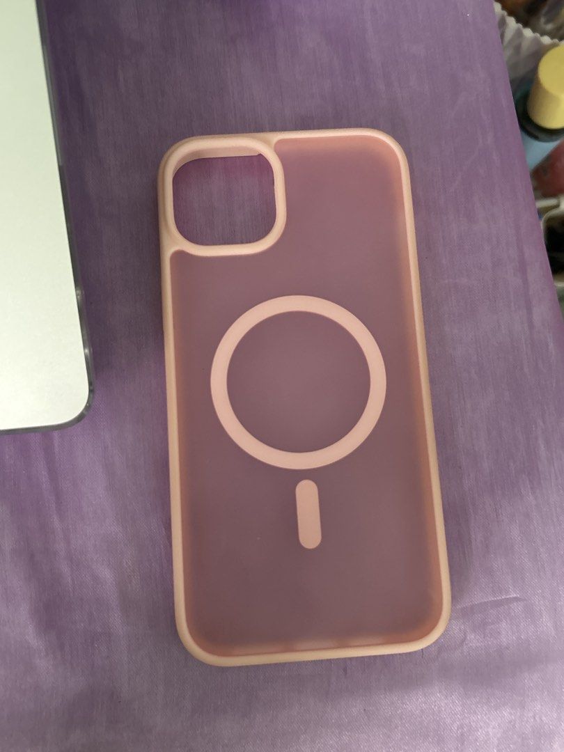 iPhone 14/15 Plus Case (Category: Cases & Sleeves) located in Manila. Submitted by riy4hmg (Listing ID 1467196696, Image 1). Description: loc: Taguig/Pasay mop: gcash/maribank mod: via lalamove.