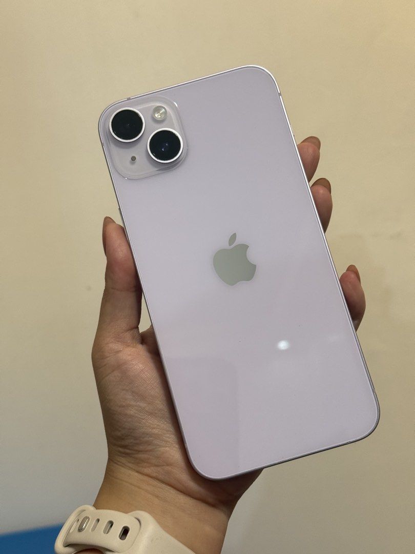 iPhone 14 Plus 256GB (Category: iPhone 14 Series) located in Manila. Submitted by jemmyyxx (Listing ID 1467280391, Image 2). Description: Openline No issues No dents/cracks No previous repairs Battery health 76% With box Lalamove/meet up (sm bicutan/sm sucat only).