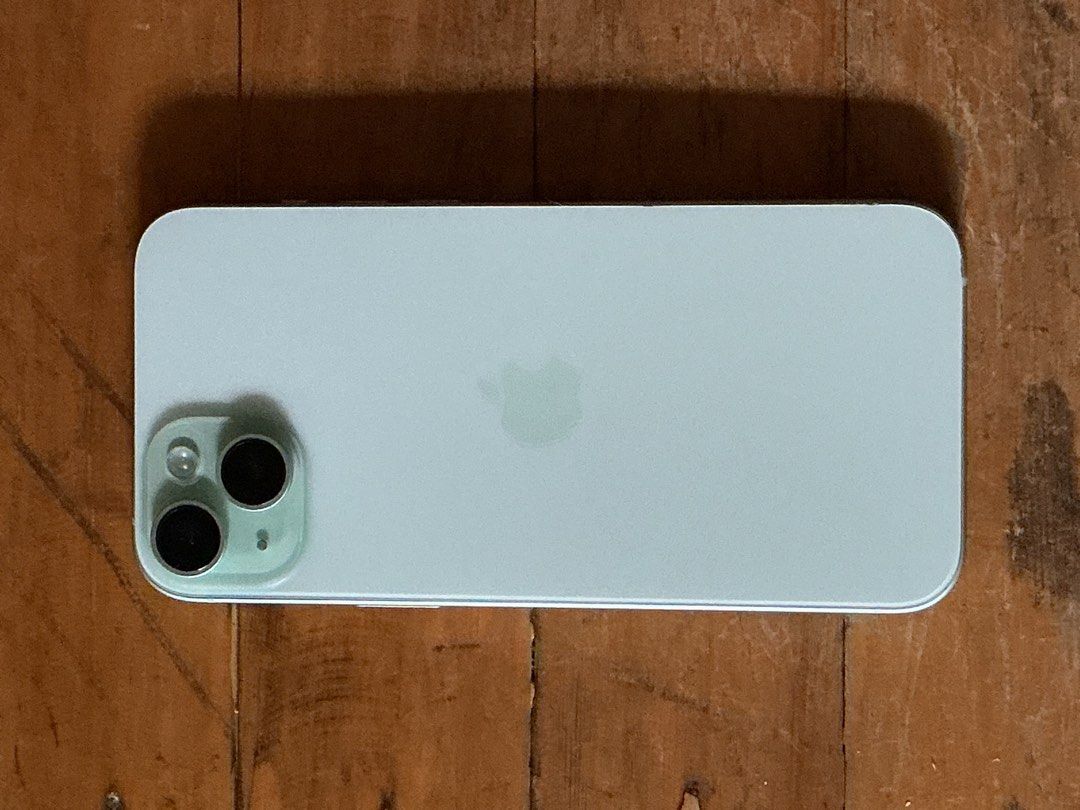 IPHONE 15 + (Category: iPhone 15 Series) located in Quezon City. Submitted by tyne02 (Listing ID 1467204353, Image 2). Description: IPHONE 15 PLUS 256GB NO SIM RESTRICTIONS Smooth WITH TRUE TONE NO FACE ID REPLACEMENT LCD ORIGINAL APPLE battery See photo the issue Can meet up Around QC.