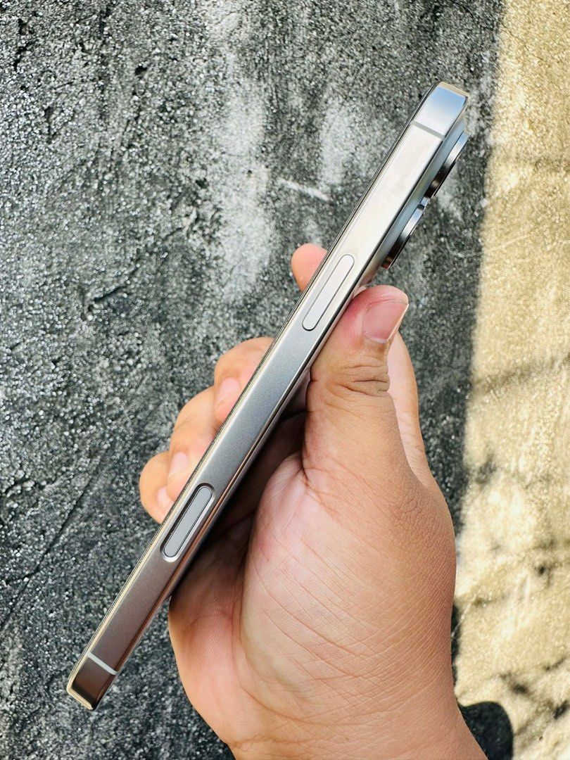 iPhone 16 Pro Max 256 | Natural Titanium (Category: iPhone 16 Series) located in Caloocan City. Submitted by bon183 (Listing ID 1467221022, Image 3). Description: For sale only iPhone 16 Pro Max 256Gb •91% battery health original •Local purchased (Beyond the Box) •Complete standard package •Tempered glass since day one •No issues, no dents 📍South caloocan area.