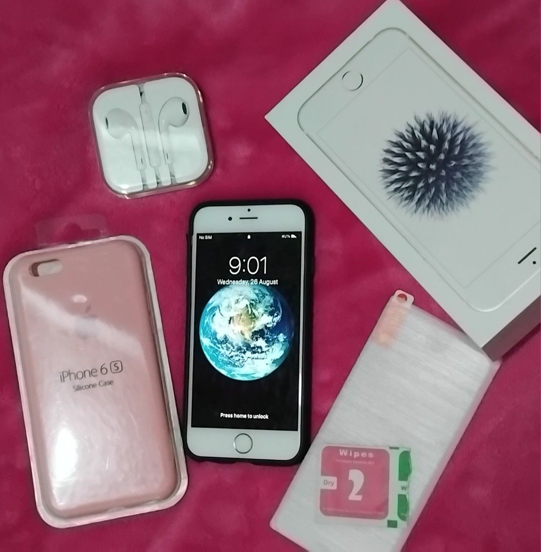 Iphone 6 32gb rose gold (Category: iPhone 6 Series) located in Baguio. Submitted by vpmolina26 (Listing ID 1467317636, Image 1). Description: good as a back up phone, includes original box, orig Apple wired headphones,case,screen protector and Bavin fast charger adapter( no cord)..1200, Baguio area.