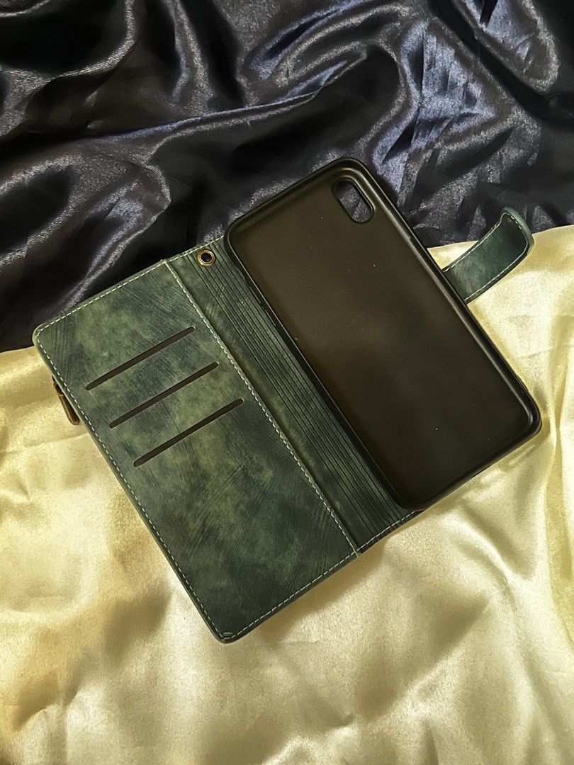 iPhone XS Max Wallet Case (Category: Cases & Sleeves) located in Las Pinas. Submitted by rich.collects (Listing ID 1467304005, Image 3). Description: 📦 Courier Options ✨ Same-day delivery: .✦ ݁˖ Lalamove .✦ ݁˖ Grab Express 🍂 ✨ Other low-cost couriers (For provincial areas or locations far from my city): .✦ ݁˖ J&T .✦ ݁˖ LBC .✦ ݁˖ GoGo Xpress .✦ ݁˖ Flash Express 🍂 💸 Mode of Payment: .✦ ݁˖ GCash .✦ ݁˖ BDO / Bank Transfer 🍂 📝 Reminders: .✦ ݁˖ N