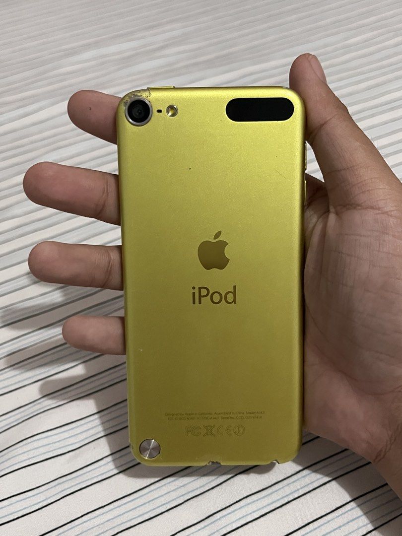 Ipod 5th Gen (Category: Others) located in Manila. Submitted by milamartina123 (Listing ID 1467218492, Image 2). Description: as is hindi ma-test, drained ata batt tondo loc.