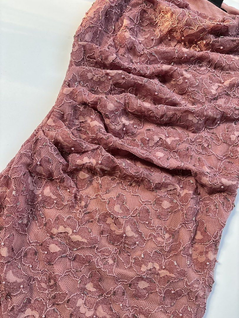 iRoo beaded pink dress (Category: Dresses) located in San Enrique. Submitted by getsthrift (Listing ID 1467188867, Image 3). Description: no issue small.