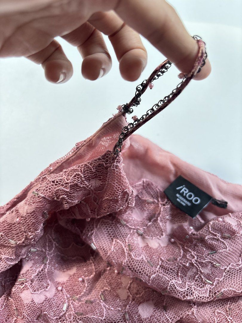 iRoo beaded pink dress (Category: Dresses) located in San Enrique. Submitted by getsthrift (Listing ID 1467188867, Image 2). Description: no issue small.