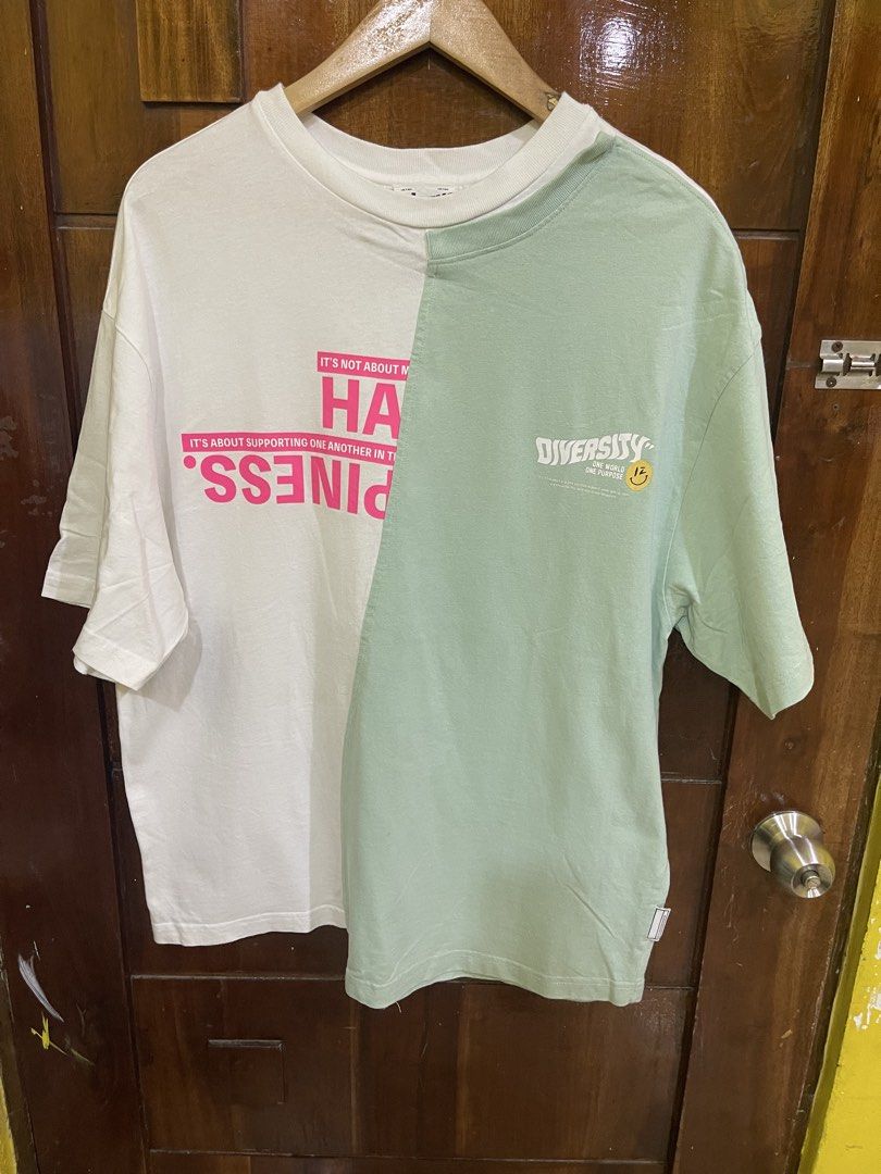Izzue Shirt (Category: Tshirts & Polo Shirts ) located in Marikina City. Submitted by greatfindsmnlph (Listing ID 1467311435, Image 1). Description: Izzue Shirt Price: 75 Size: Large Width: 23 Length: 30 Color: Mint Green x White Color Rate: 9/10 may discoloration Condition: 10/10 Very nice in actual.