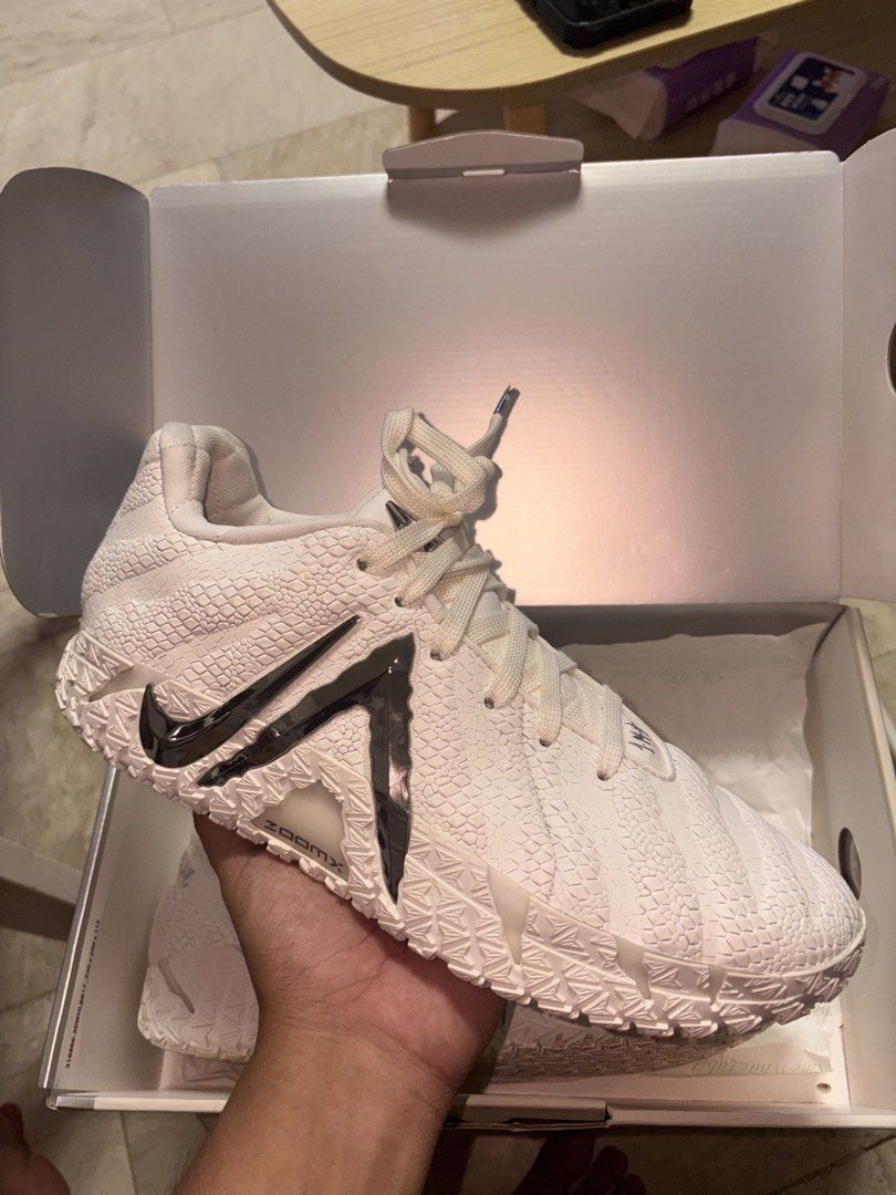 Ja 3 “White label” (Category: Casual Shoes) located in Manila. Submitted by saintkirrkkk (Listing ID 1467244726, Image 1). Description: Used once, excellent condi Size: 9.5 authentic, money back if proven fake ‼️.