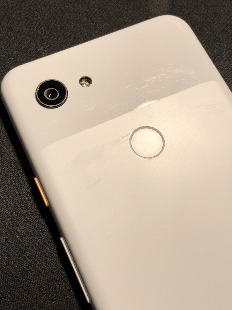 Japan Google Pixel 3a White (Category: Google Pixel) located in Rizal. Submitted by titapearlscloset (Listing ID 1467271365, Image 3). Description: * storage capacity - 64 GB * ROM - 4 GB.