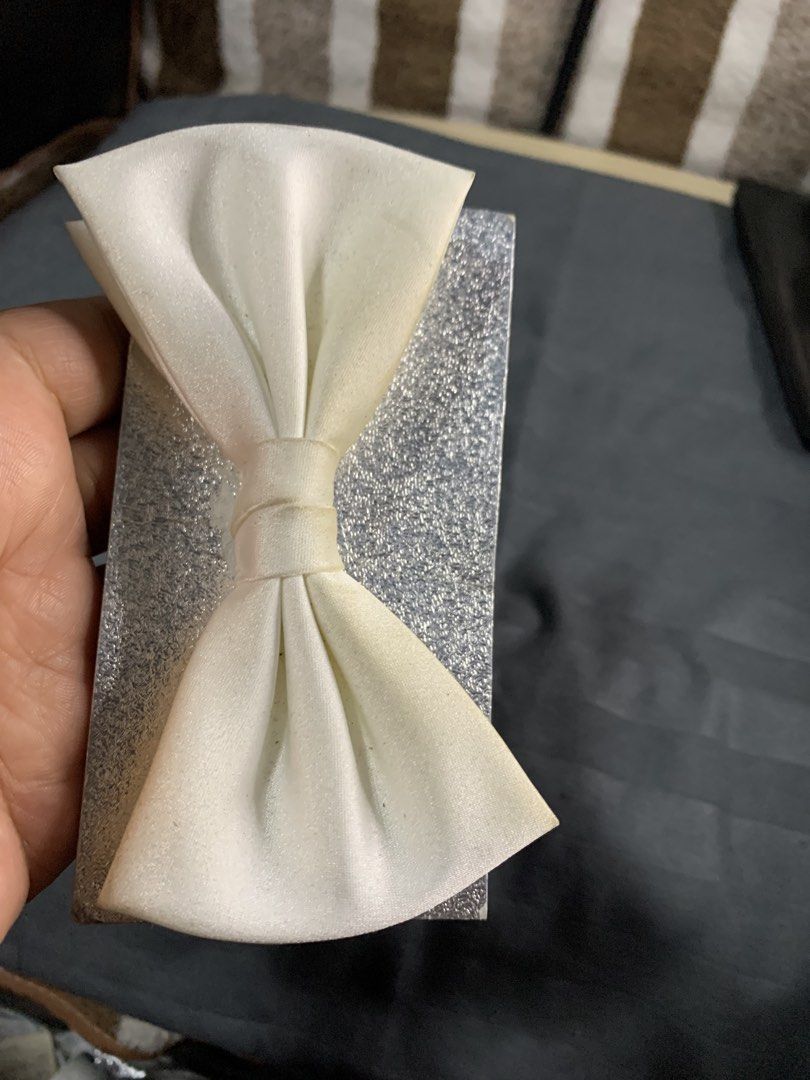 Japan ribbon bow tie (Category: Other Accessories) located in Cabanatuan. Submitted by mjluxxejapan (Listing ID 1467266205, Image 3). Description: Fixed price. Bnew po pero ndumihan Need wash matibay maganda quality adjustable Freesize .