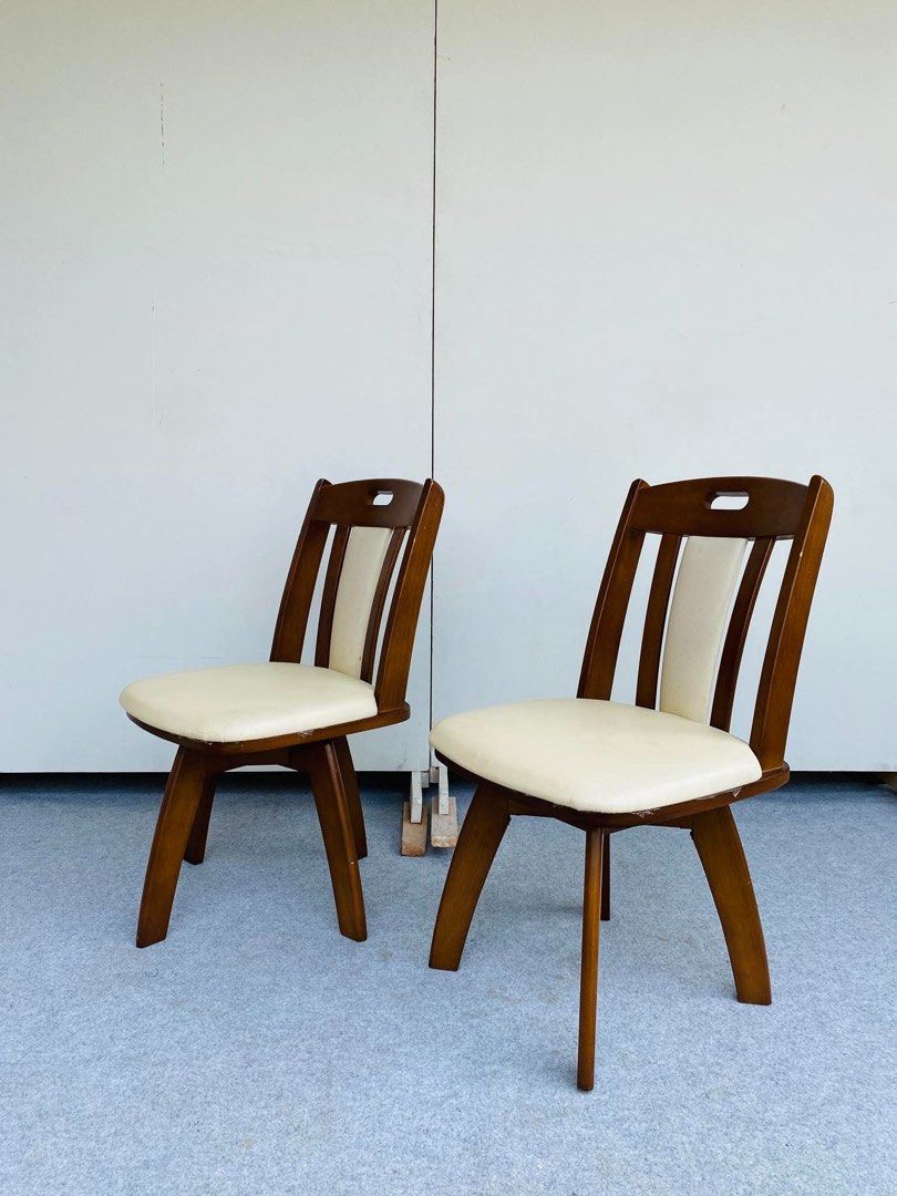 “JAPAN SURPLUS” 2PCS SWIVEL DINING CHAIRS (Category: Chairs) located in Manila. Submitted by jerichocal17856 (Listing ID 1467212334, Image 1). Description: “JAPAN SURPLUS” 2PCS SWIVEL DINING CHAIRS SIZE: 19L” x 19W” x 17Sh” x 32H” (AS-IS ITEM) IN GOOD CONDITION.