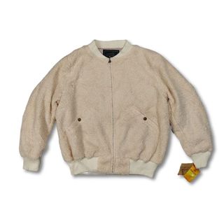 (Category: ) located in . Submitted by bundlethriftstore (Listing ID 1467198084, Image 1). Description: .