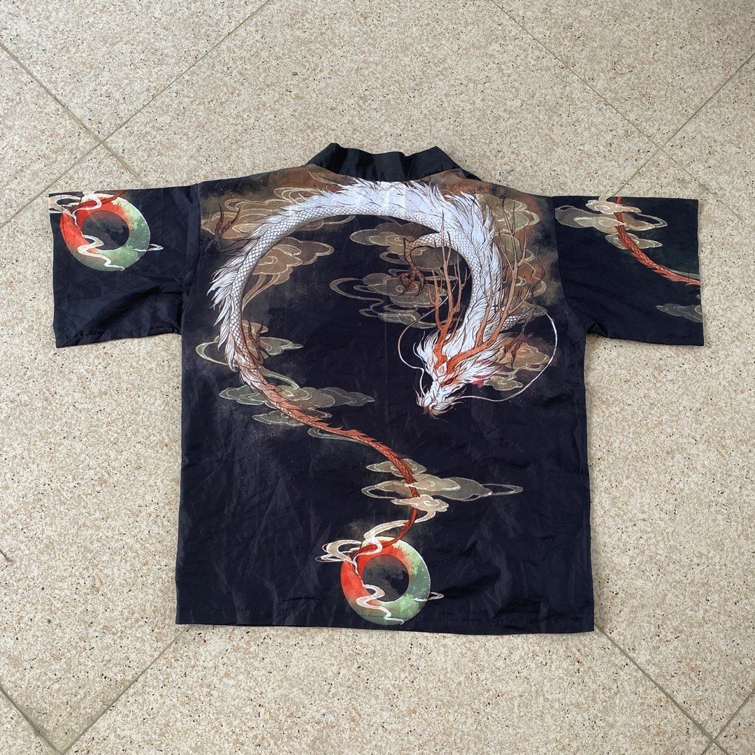 Japanese kimono (Category: Sleep and Loungewear) located in Isabela. Submitted by islandsrelics (Listing ID 1467347361, Image 2). Description: .