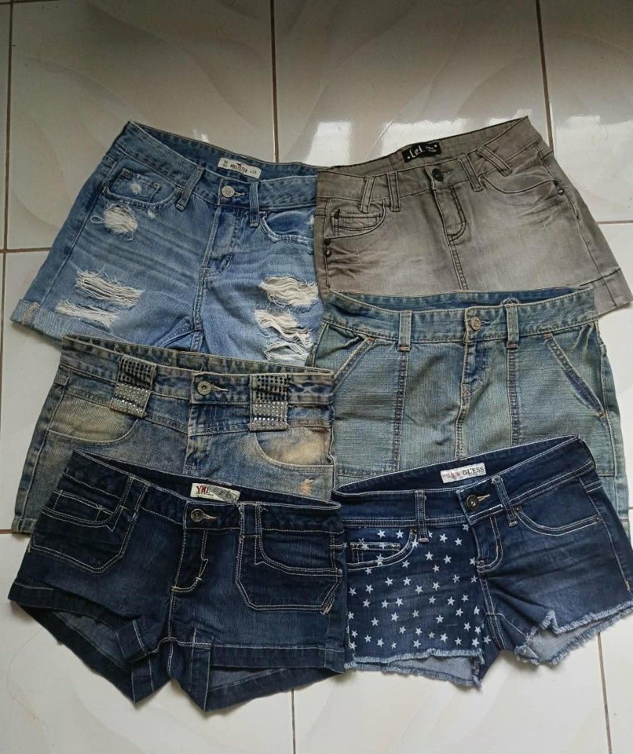 Jean Shorts and Skirts Bundle As Pack (Category: Shorts) located in Santo Domingo. Submitted by fashvonne (Listing ID 1467240151, Image 1). Description: dm for more info / pics Hollister W28 Guess W28 YMI W30 Skirt 1 - W31 Skirt 2 - W30 l.ei. W26.