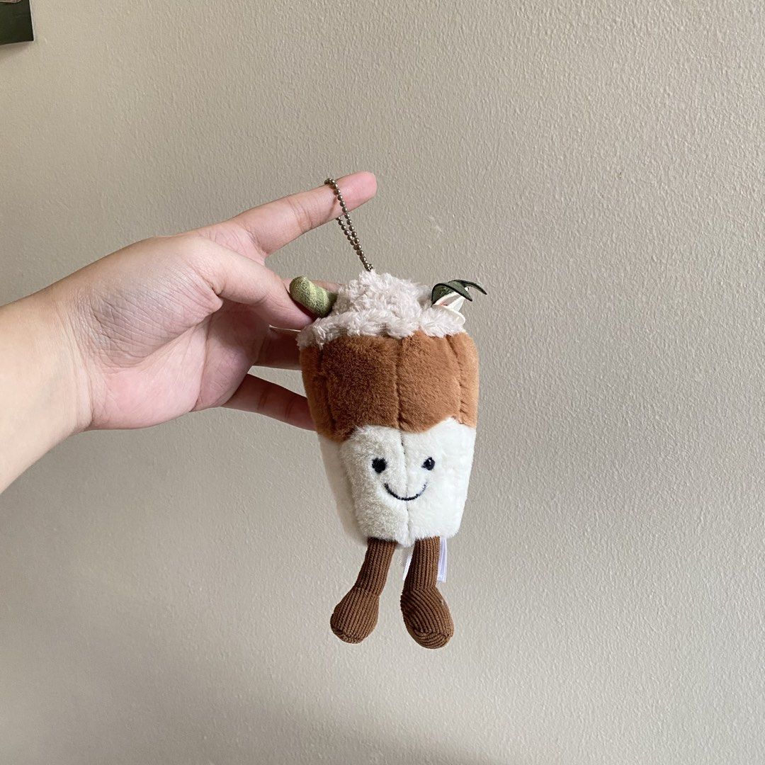 Jellycat Amuseables Yulania Latte (Category: Plushies & Soft Toys) located in San Pedro. Submitted by jellybean.co (Listing ID 1467233114, Image 2). Description: .