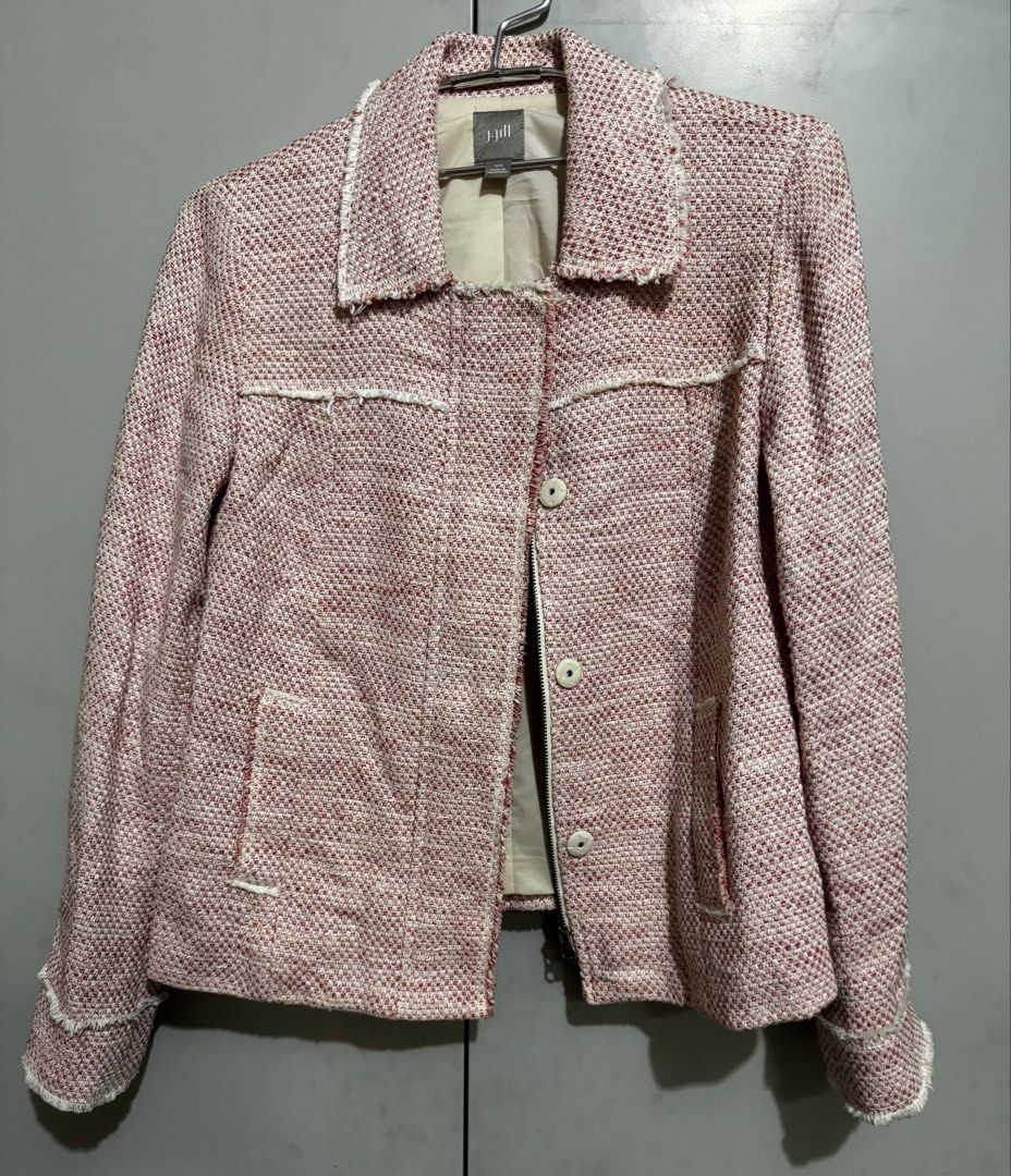 j.jill Pink Tweed Button Jacket (Category: Coats, Jackets and Outerwear) located in Quezon City. Submitted by by.previouslyowned (Listing ID 1467261981, Image 1). Description: PRICE IS NEGOTIABLE Size: Small - Medium Can send more pics.