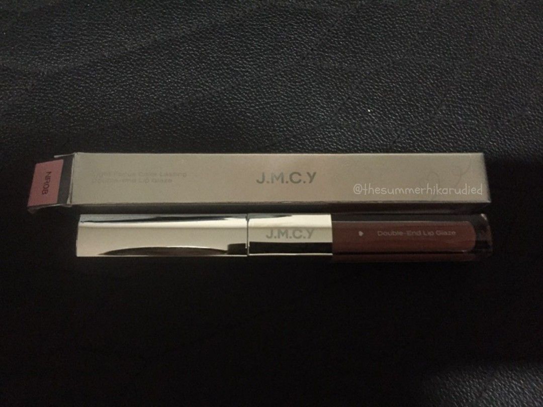 JMCY Double-ended Lip Glaze (NR08) (Category: Makeup) located in Pasig City. Submitted by thesummerhikarudied (Listing ID 1467301691, Image 1). Description: • Shade: nr08 • Never used! Only swatched once and its too orange to match with my skin. • MOD Grab // J&T // Lalamove; MOP Gcash // Cod (Only applicable if MOD is Lalamove) • Pasig City.