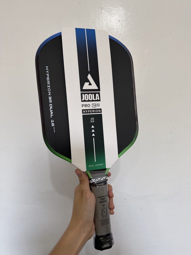 JOOLA Pro 3S Hyperion 16mm Pickleball Paddle Ben Johns (Category: Racket and Ball Sports) located in Cavite. Submitted by lovedbynics.official (Listing ID 1467249124, Image 1). Description: - Model: JOOLA Pro 3S Hyperion 16mm (Ben Johns Endorsed) - Condition: Brand new, unused, zero scuffs or court wear - Design: Black colorway with green accent near the throat - Technology: Dual core technology for ultimate performance - Authenticity: Handle sti