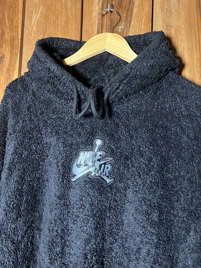 Jordan Sherpa Hoodie (Category: Coats, Jackets and Outerwear) located in Baguio. Submitted by kAzuMi41 (Listing ID 1467284013, Image 3). Description: Jordan Sherpa Hoodie XXL Size .