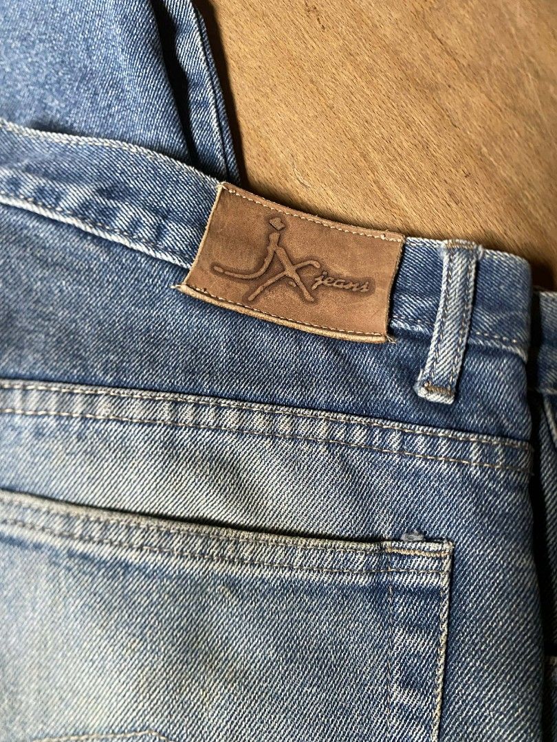 Jx (Category: Jeans) located in Manila. Submitted by thriftnicarl.3 (Listing ID 1467324234, Image 3). Description: waist - 36 length - 36.6 thigh - 13 leg opening - 9.3 price - 349 Free ship via jnt.