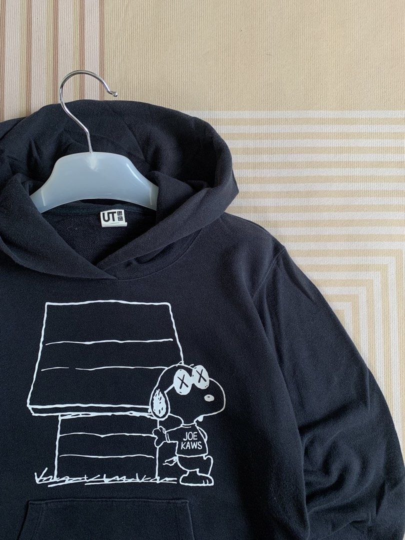 Kaws X Peanuts Uniqlo Big Logo Hoodie, Men's Fashion, Tops & Sets ...