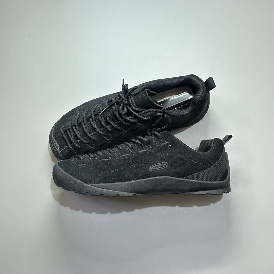 KEEN JASPER Tri black (Category: Sneakers) located in Baguio. Submitted by macshop_items (Listing ID 1467294293, Image 1). Description: KEEN JASPER Tri black - Size 8us(26cm) - Excellent condition ₱ 2,980 + sf.
