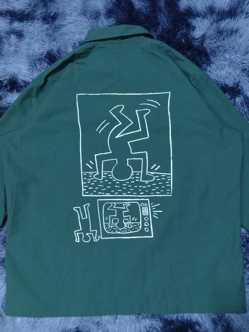 Keith Haring Green Coach Jacket (Category: Coats, Jackets and Outerwear) located in Rizal. Submitted by keepthrift15 (Listing ID 1467253373, Image 1). Description: Keith Haring x Uniqlo Coach Jacket Size xlarge, 25x29.5 No issue Asnew condition (9.8/10).