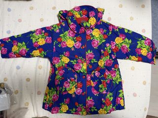 （分類：）位於 。 由 happy2bid 提交（商品編號 1467275629，圖片 1）。簡介： 。