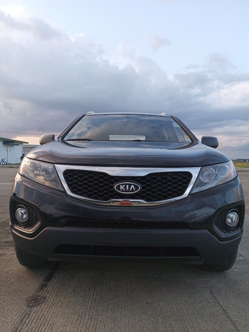 Kia Sorento 2.2 CRDI EX (A) (Category: Used Cars) located in Bongabon. Submitted by jemgem14 (Listing ID 1467346625, Image 1). Description: Kia Sorento CRDi Turbo Diesel Smooth turbo diesel engine Automatic transmission Super smooth shifting Keyless entry Cold dual aircon All power All working Fresh interior all intact Touch screen head unit 5 thick tires 4 ABS disc brakes Very spacious cargo Registered Complete Orig papers 2 orig keys With manua